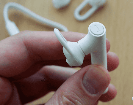 Кнопка в верхней части гарнитуры Xiaomi Mi Bluetooth Кнопка в верхней части гарнитуры Xiaomi Mi Bluetooth